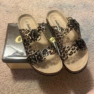 Outwoods Leopard Print Women's Sandals
